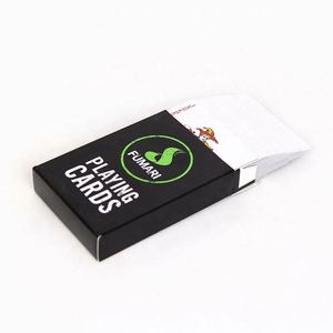 Cartas de Póker Negras Resistentes al Agua, Hechas de Papel Duradero, Regalo Creativo a Precio Competitivo para Jugadores de Póker - Product Image 2