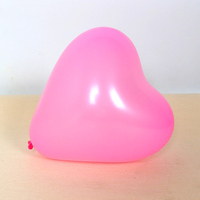 Ballon en forme de u avec imprimé coeur, couleur rouge, vente en gros