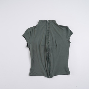 เสื้อยืดแขนสั้นคอเต่ามีซิปสำหรับผู้หญิงทรงเข้ารูปสีทึบเสื้อครอปฤดูร้อนลำลองสตรีทแวร์ Y2K แฟชั่นท็อป - Product Image 6