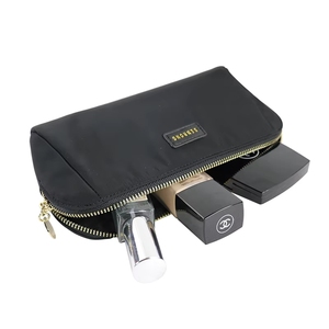 Bolsa Organizadora de Maquillaje de Nailon Negra con Logotipo Personalizado para Mujer, Bolsa de Cosméticos Personalizada con Compartimento Principal con Cierre - Product Image 3