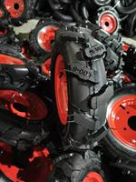 Roue à fraise avant et arrière pour tracteur 4.00 — 10, pneu et jante