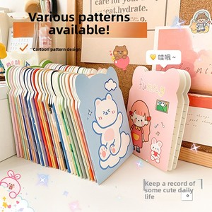 Blocco Note Portatile a Forma di Cuore con Alieno Cartoon, Regalo Carino per Ragazze, Ideale per l'Apprendimento - Product Image 3