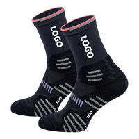 Emballage gratuit Échantillon gratuit Chaussettes de sport de basket-ball personnalisées de haute qualité Chaussettes de course à pied de cyclisme professionnel Chaussettes de sport personnalisées unisexes