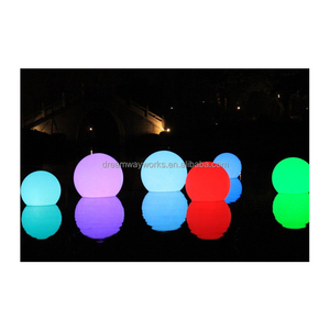 Lumière <span class=keywords><strong>de</strong></span> <span class=keywords><strong>piscine</strong></span> <span class=keywords><strong>gonflable</strong></span> changeante <span class=keywords><strong>de</strong></span> couleur, boule flottante LED aquatique, <span class=keywords><strong>ballon</strong></span> lumineux étanche pour la décoration - Product Image 3
