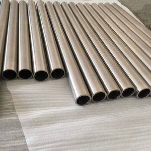 Tuyaux en alliage de titane Ta2, teneur en titane 99,7 %, surface traitée par procédé de laminage, pour usage industriel - Product Image 1
