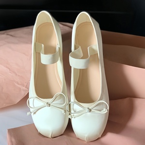 Zapatos de Ballet de Terciopelo con Bordado de Cinta para Mujer, MIU 2026, Diseño de Lujo, Punta Redonda, Planos, Personalizados - Product Image 2