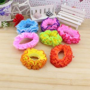 Coleteros con volantes de colores variados para actuaciones de baile del Día del Niño - Product Image 1