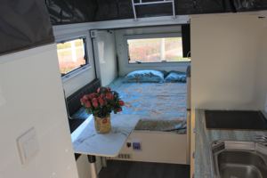 Remorque de voyage multifonctionnelle à toit relevable pour camping-car caravanes - Product Image 4