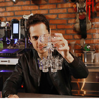 Vente Flash Jeu de Bar Cadeau de Fête Distributeur Verseur à Liqueur en Verre Transparent pour 6 Shots Whisky Bière et Support Distributeur de Vin Automatique