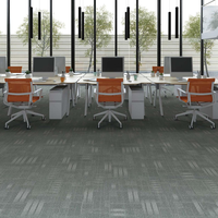 Dalles de moquette murale en nylon imprimées, durables et faites à la main, couleur crème élégante, pour bureaux, vendues au mètre carré