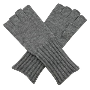 Gants sans doigts personnalisés pour femmes gants tricotés sans doigts en acrylique pour l'<span class=keywords><strong>hiver</strong></span> gants chauds en cachemire pour femmes en tricot côtelé de couleur unie - Product Image 4