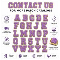 Parches bordados de chenilla con letras del alfabeto de la A a la Z, estilo universitario, color lavanda y dorado con purpurina, termoadhesivos y para coser, al por mayor