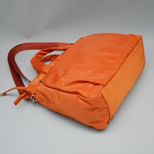 OEM original de sarga lisa de poliéster correa de hombro larga bolsillo con cremallera delantera y trasera de peso ligero naranja unisex bolsas de mano 2023 - Product Image 4