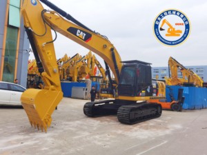 รถขุดมือสอง Caterpillar 320D2 รุ่นปี 2016 กำลัง 103 แรงม้า พร้อมอะไหล่แท้ (เครื่องยนต์ ปั๊ม วาล์ว) ขาย - Product Image 5