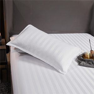 Juego de Sábanas de Hotel 100% <span class=keywords><strong>Algodón</strong></span> 200 Hilos, Cuatro Piezas, Funda de Edredón, Personalizado, Liso, Impresión Reactiva para Hoteles y Casas de Huéspedes - Product Image 2