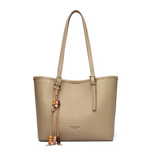 Bolso Tote de Mujer, Lujoso y Moderno, Material PU y Poliéster, Portátil, Anti-Robo, con Detalle de Borla, para Uso Diario - Product Image 3