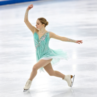 Robe de patinage artistique vert menthe pour enfants et adultes, col rond, manches longues en maille, dos orné de strass, pour compétition et spectacle de patinage sur glace
