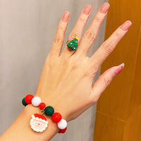 Ensemble de bijoux de Noël pour enfants, collier perlé mignon avec motif de Père Noël et de renne, boucles d'oreilles à clip, bague, cadeau de fête de Noël pour filles