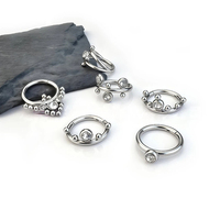Thorrk G23 Anneau de nez articulé en titane ASTM F136 serti de zircons, pour mariage et piercing