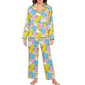 Ensemble de pyjama d'été respirant pour femme, en coton tricoté doux, à manches courtes, col en V, taille mi-haute élastique, couleur unie - Product Image 1