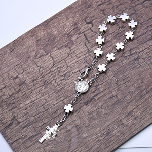 Bracelet de prière en alliage métallique avec croix argentée, bijou unisexe, cadeau - Product Image 3
