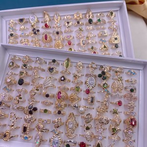 Nuevos Anillos de Circonita Cúbica Coloridos y Exagerados para Mujer, Chapados en Oro, con Retención de Color, Estilos Mixtos de Moda, Anillos de Dedo Llamativos - Product Image 1