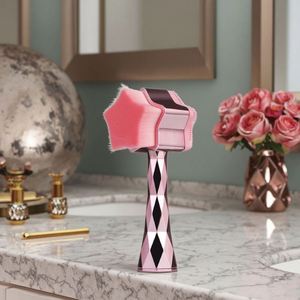 Cepillo de Limpieza Facial Suave de Doble Cara en Forma de Estrella para una Limpieza Profunda, Exfoliación y Eliminación de Puntos Negros - Product Image 4