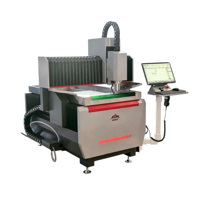 Routeur CNC 3 axes haute précision SUDA avec moteur de broche 2,2 kW, pompe à engrenages et maintien automatique des pièces sous vide pour un travail efficace de l'aluminium