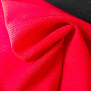 TIK TOK ENGLISH SATIN MELISSA NS POLYESTER SPANDEX CREPE CRINKLE ANTS WRINKLED WOVEN SPANDEX HOT SALE pour jupe abaya bandeau - Product Image 3