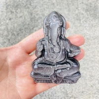 Vente en gros de cristal de guérison spéléologie Ganesha obsidienne sculptée à la main Ganesha en argent pour la décoration