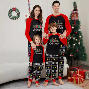 Pigiama europeo americano a tema natalizio a maniche lunghe per genitori e bambini con lettere chiare colorate stampa abbigliamento invernale - Product Image 2