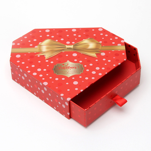 Caja de Ropa Reutilizable de Papel Rígido Reciclable Ecológica de Lujo de Alta Gama con Logotipo Personalizado, Cierre Magnético y Laminación Brillante - Product Image 4