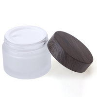 Pot de crème cosmétique en verre avec couvercle en bambou Organisateur de stockage de pot de crème en verre dépoli