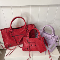 Tas Motor Kulit PU Logo Kustom Ins Sassy Girl French High-End Retro Chic Handheld Pillow Shoulder Crossbody Zipper