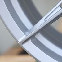 Jantes forgées Alpha, finition argent brossé, monobloc 10 branches fines, 5x112 pour Mercedes Classe C Audi A5