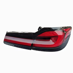 Nouveaux feux arrière à LED complets avec lentille transparente pour Série 5 G30 18-20 Plug & Play LCI Clignotants Feux de frein - Product Image 1