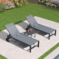 Chaise longue d'extérieur avec siège en toile, dossier réglable, roues, structure en métal noir pour piscine et patio