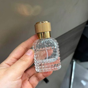 30ml Bump Texture Luxury Perfume <b>Bottle</b> Portable Travel Perfume Subpackage Glass <b>Empty</b> <b>Spray</b> <b>Bottle</b> - Product Image 3