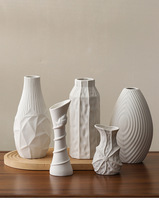 Vase de table en céramique mate fait main, style Art Déco - Décoration d'intérieur écologique, cuit à haute température, pour salon