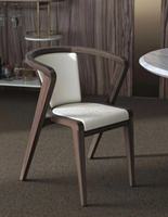 PLUS DESIGN Échantillon gratuit Meubles de maison en bois d'osier Dossier en rotin avec coussin doux Cuisine en bois Salle à manger Restaurant Chaise