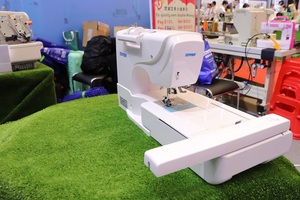 Máquina de Coser Doméstica Zoyer ZY1950T para Uso en el Hogar - Product Image 4