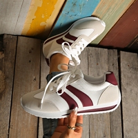 Sepatu Sneakers Wanita Retro Warna-Blok Jaring 2025 - Detail Garis Tali Sepatu Kasual untuk Berjalan