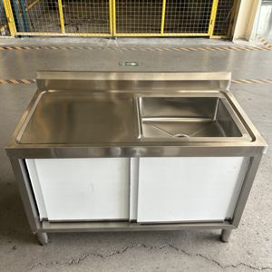 VICTORY KITCHEN Comercial Doble Tazón Acero Inoxidable 201/304 Fregadero de Cocina Puerta Corredera Gabinete para Uso en Restaurante Modelo VCT - Product Image 1