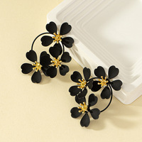 Boucles d'Oreilles Fleur Géante Tendance pour Femme Luxe Vente en Gros N231257