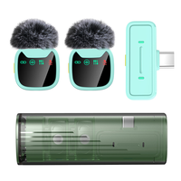 Microphone Lavalier Sans Fil Multi-Interfaces 2.4G Léger Portable Anti-Vent en Velours Réduction du Bruit Directionnel Complet