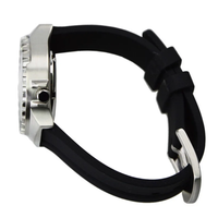 Montres-bracelets de plongée pour hommes Montre de plongée automatique en acier inoxydable de haute qualité Nh35 Mouvement automatique japonais 200m