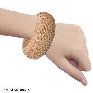 Brazaletes de Caña Hechos a Mano para Mujer con Diseño Ligero Natural, Hermoso Accesorio de Moda Ecológico de Inspiración Boho - Product Image 6