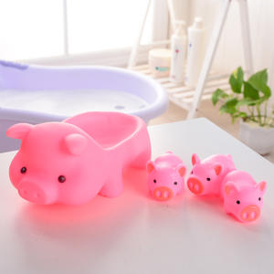 Juguete Infantil con Forma de Cerdito Rosa, Lindo y Adorable, para Padres e Hijos, Juguete de Baño para Niños con Sonido al Apretar - Product Image 1