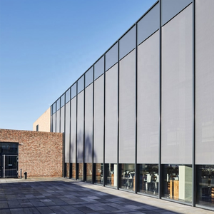 Persianas enrollables motorizadas para <span class=keywords><strong>puerta</strong></span> de <span class=keywords><strong>garaje</strong></span>, panel solar inteligente remoto de 100-240V - Product Image 2