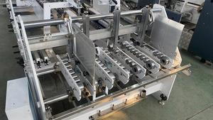 Machine à coller les boîtes imprimées à 4 et 6 coins, automatique et à grande vitesse, pour l'industrie de l'emballage - Product Image 5